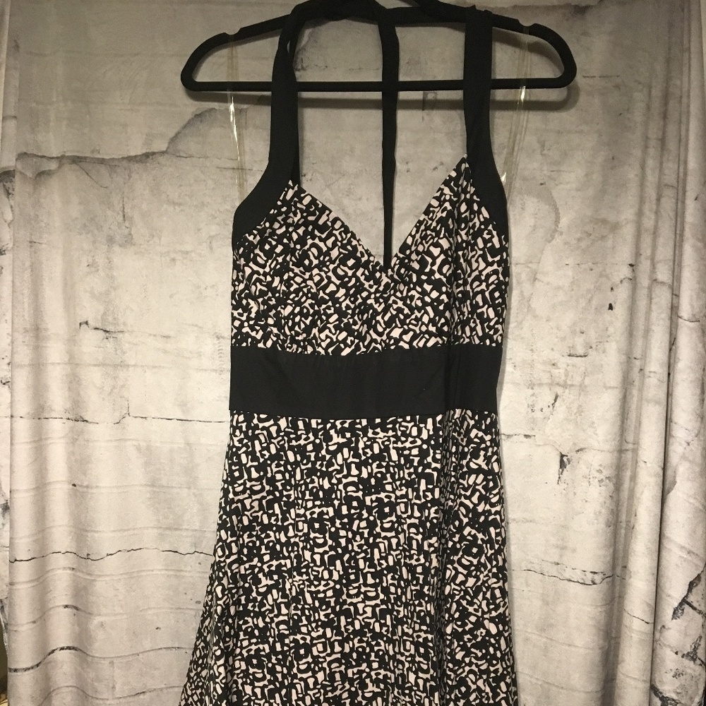DRESS BY R & K - Picture 1 of 6